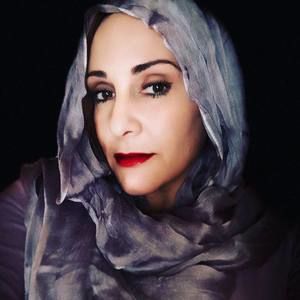 Meet your Posher, Luisa